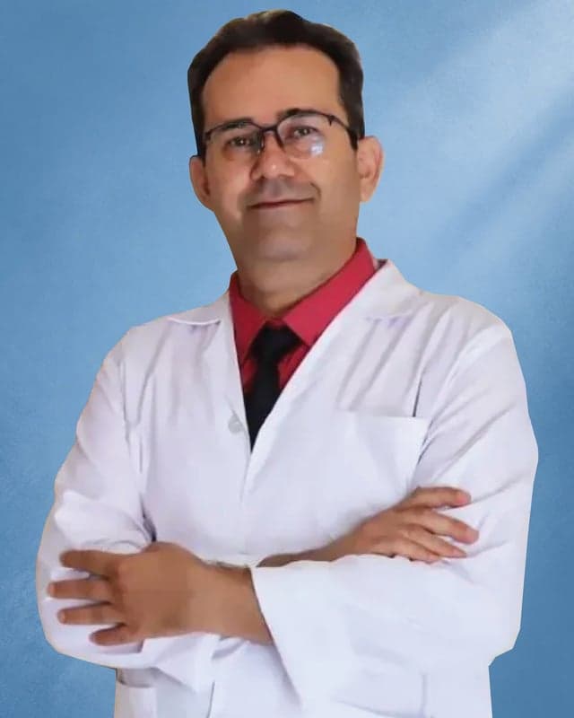 Dr. Hamid Esmaeil, Specialist General & Cosmetic Surgeon at Dar Al Kamal Hospital