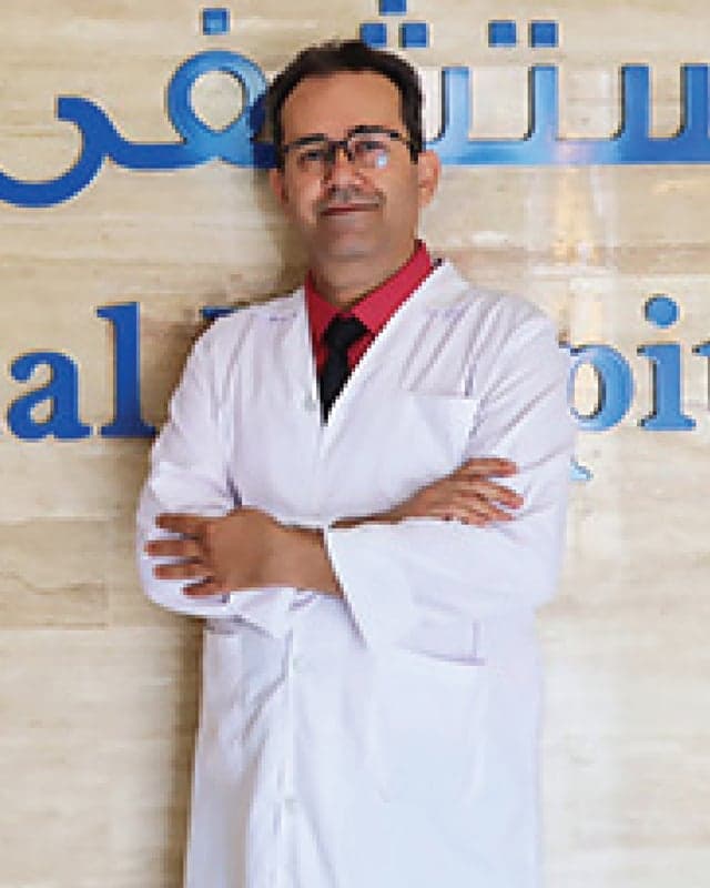 Dr. Hamid Esmaeil, Specialist General & Cosmetic Surgeon at Dar Al Kamal Hospital