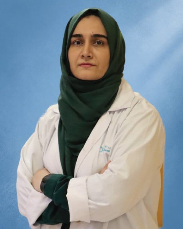 Dr. Kulsoom Muhammad, Specialist Nephrologist at Dar Al Kamal Hospital